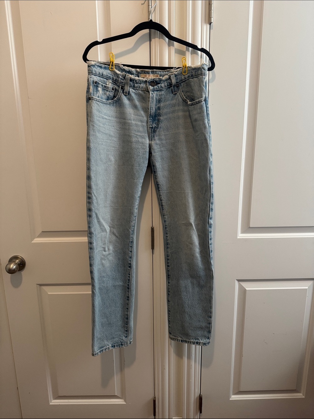 Levi's Light Wash Straight Leg Women's Jeans